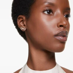 Hyperbola Stud Earrings, Infinity, White, Rose Gold-Tone Plated 5684085 | Swarovski -King Power shop 18b83802 e08e 5afe aee4 b92c9ce806eb 73675.1704586231