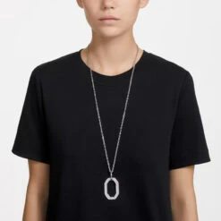 Swarovski Dextera Pendant Octagon Shape, White, Rhodium Plated 5642388 -King Power shop 1f7db5fd 3e30 5a9a 8692 949de1a88afe 01544.1673470771