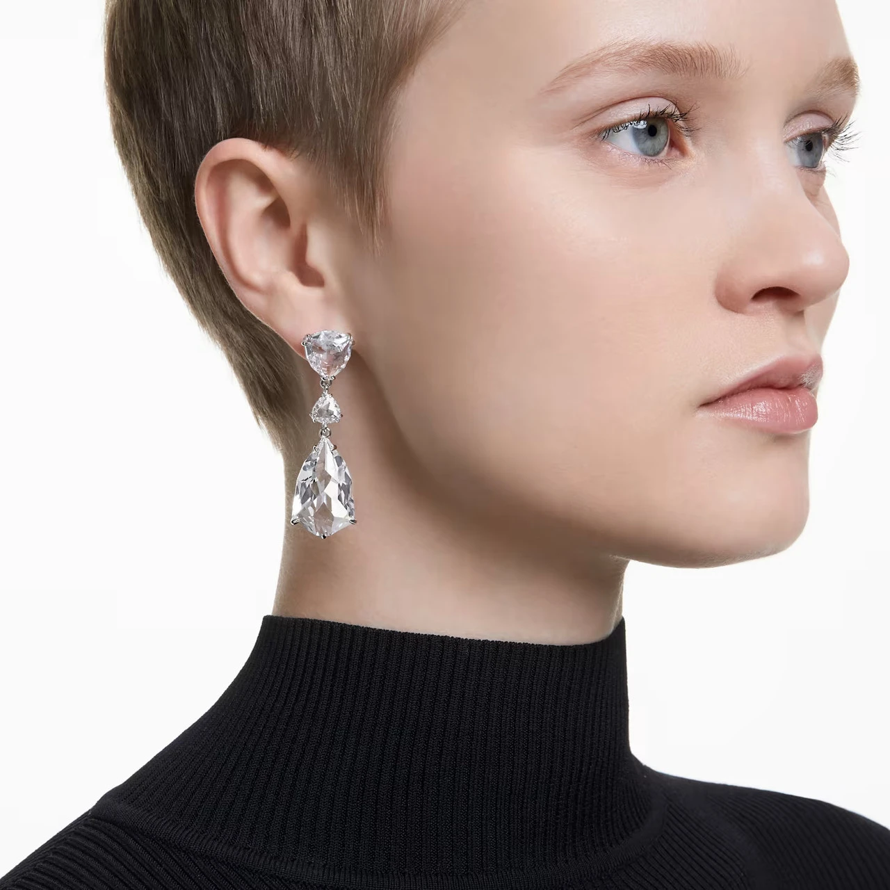 Mesmera Drop Earrings Mixed Cuts, White, Rhodium Plated 5652038 | Swarovski 5 Mesmera Drop Earrings Mixed Cuts, White, Rhodium Plated 5652038 | Swarovski - Image 5