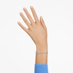 Matrix Tennis Bracelet, Mixed Cuts, Blue, Rhodium Plated 5666426 | Swarovski -King Power shop 3ed32d9d 3b7e 5182 ab94 c2f6e3e8673d 42325.1689016032