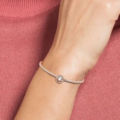 Swarovski Sparkling Dance Bangle, Round, White, Rose-Gold Tone Plated 5497483 -King Power shop 5497483 ms1 77450.1625105829