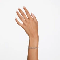 Matrix Tennis Bracelet, Round Cut, White, Rhodium Plated 5648937 | Swarovski -King Power shop 5e5b966e 3110 5b90 a620 a8e514550330 49844.1703747370