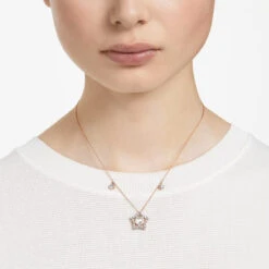 Swarovski Stella Necklace, Mixed Round Cuts, Star, White, Rose Gold-Tone Plated 5645382 -King Power shop 6a4ff105 418f 56ca 83ad 97016140d4a7 60543.1664507167