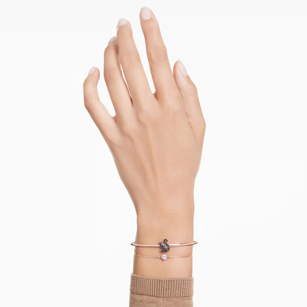 Swan Bangle, Swan, Black, Rose Gold-Tone Plated (Size M) 5678048 | Swarovski 5 Swan Bangle, Swan, Black, Rose Gold-Tone Plated (Size M) 5678048 | Swarovski - Image 5