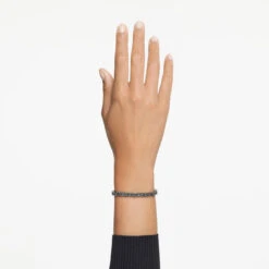 Matrix Bracelet, Triangle Cut, Black, Ruthenium Plated 5666162 | Swarovski -King Power shop cb006c2a 6fa1 5f21 b100 89f7a8f60480 55183.1690004710