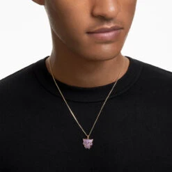 Black Panther © MARVEL Pendant, Black Panther, Multicolored, Gold-Tone Plated 5650574 | Swarovski -King Power shop f2782c7c d9a0 5712 933a d15648afebf7 76737.1676534352